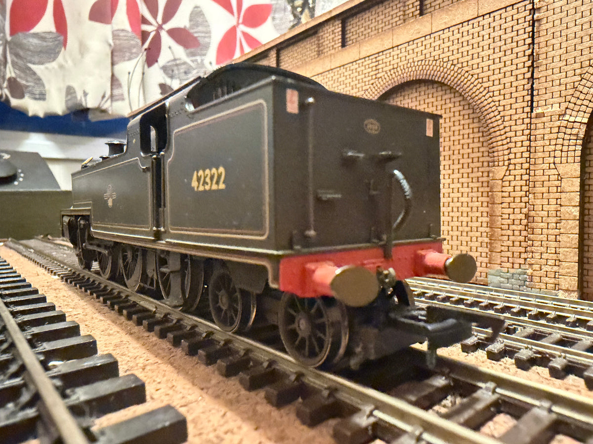 Hornby R2287 (OO) Ex LMS ‘Fowler’ 4P Tank No.42322 in Weathered lined British Railways Black. (Shed Code, 24L Carnforth Depot) (Working Project Model)