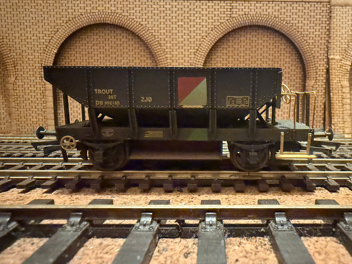 Hornby R6622 (OO) British Rail ZJO Trout Ballast Hopper Wagon No.DB992185 in Weathered Departmental Livery&nbsp;