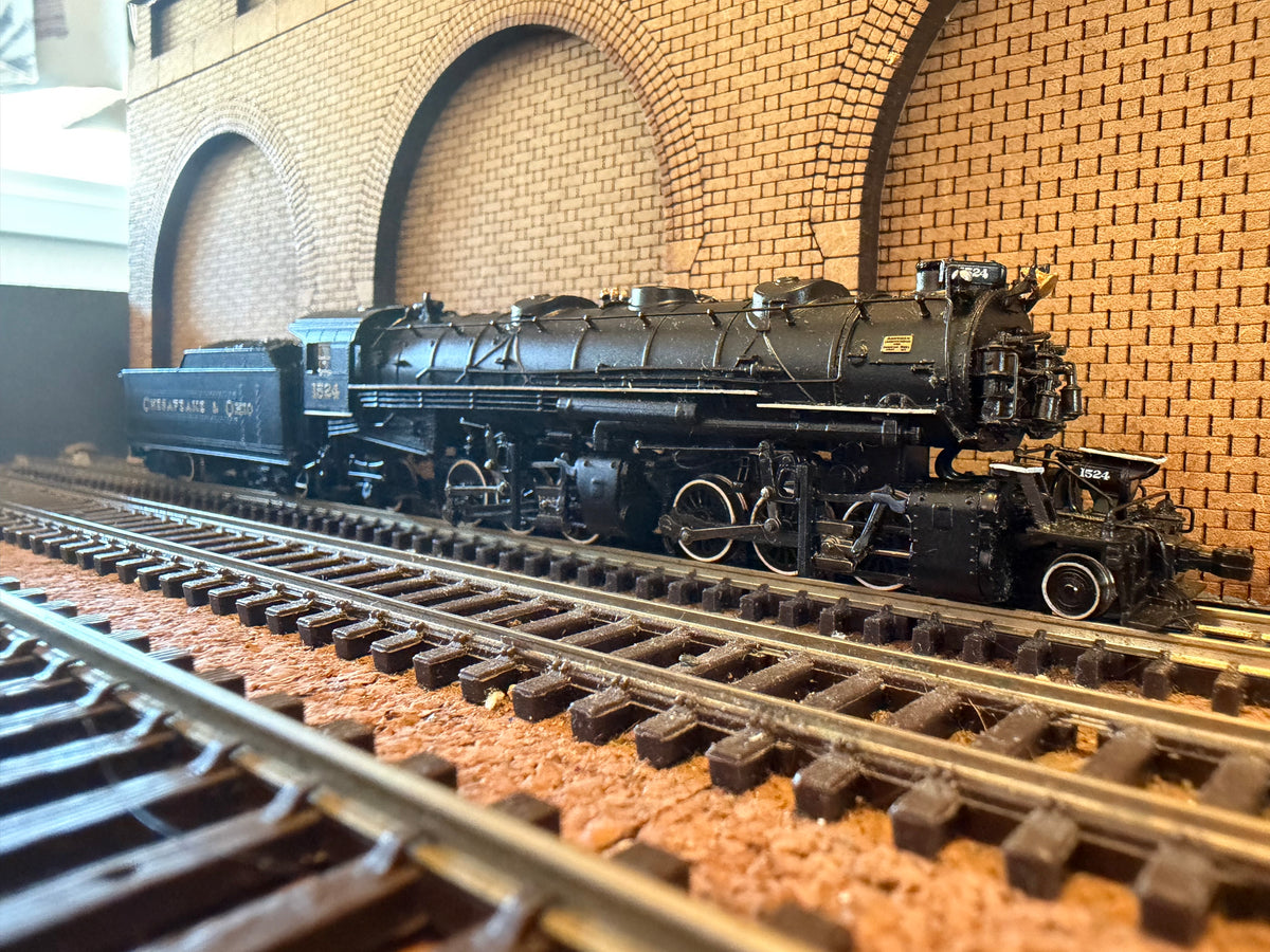 Bachmann Spectrum 82653 (N Scale) United States Railroad Authority 2-6-6-2 H5 Class, No.1524 in Chesapeake &amp; Ohio Livery