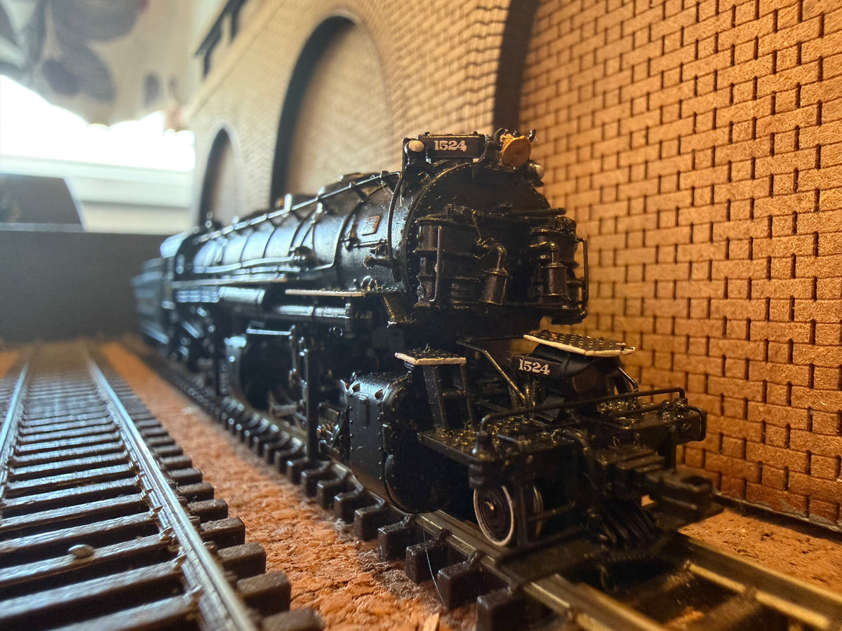 Bachmann Spectrum 82653 (N Scale) United States Railroad Authority 2-6-6-2 H5 Class, No.1524 in Chesapeake &amp; Ohio Livery